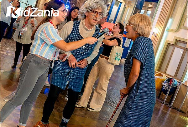 Entrada para TeenZania en KidZania® Sábado 11 de abril