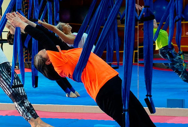 8 Clases de Aero Yoga en Stargym