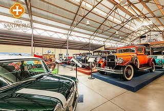 Museo del Vino y Museo de Autos y Motos en Viña Santa Cruz