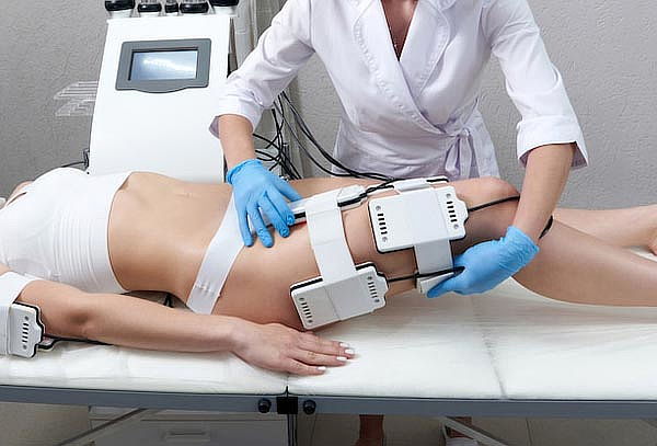 IMPERDIBLE! 10 Sesiones de Lipoláser + Ondas rusas en 1 zona