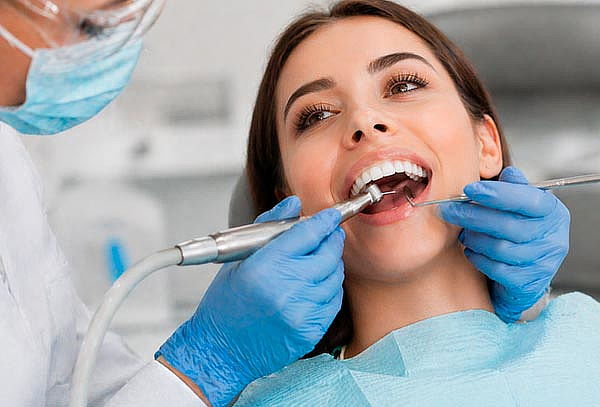 Higiene dental + Destartraje+ Profilaxis y más en Santiago 
