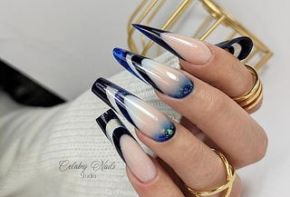 Uñas Acrílicas + Esmaltado Permanente, Providencia.