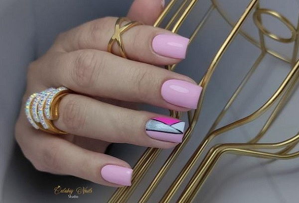 Uñas Acrílicas + Esmaltado Permanente, Providencia.