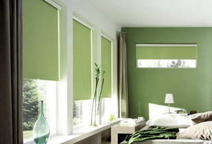 Cortinas Roller Black out verde Pistacho
