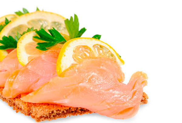 67% 1.8 KG de salmón slice ahumado con eneldo