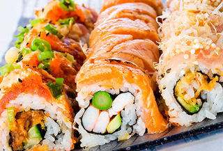 67% 40 Piezas de Sushi Providencia