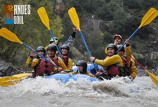 ¡Aventura en Rafting en el río Maipo para 1, 2, 3 o 6! 