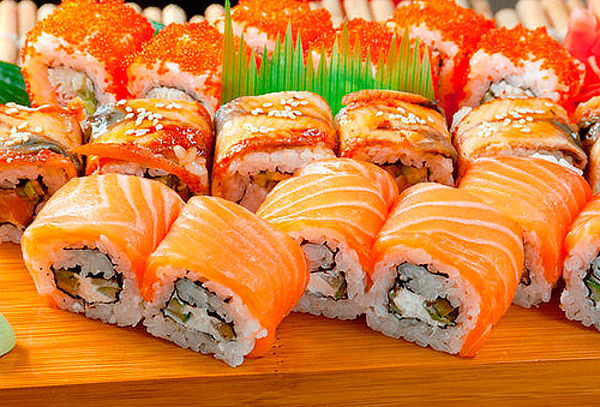 64% 90 Piezas Sushi Providencia
