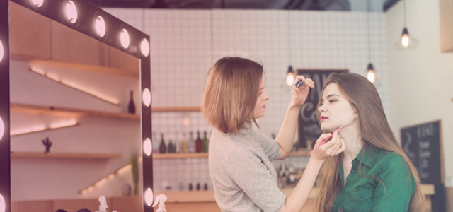 PELUQUERÍA Y ESTILO