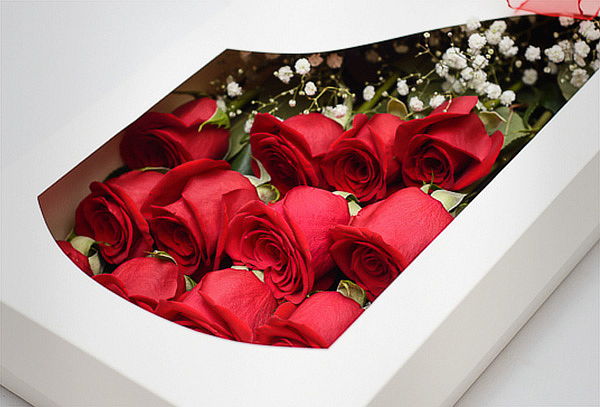 Caja de 24 Rosas Rojas Tipo Exportación 