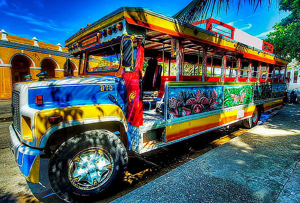 Chiva Rumbera en Santa Marta 