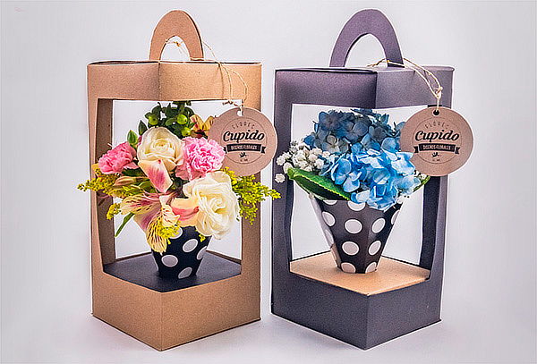 Caja Diseño Especial con Flores para Mamá