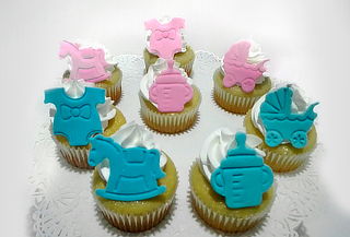 16 Cupcakes Baby Shower Rellenos + Mini torta a Domicilio