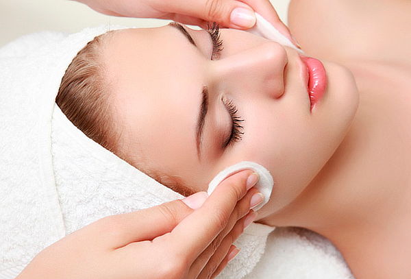 9 Sesiones de Limpieza Facial con Microdermoabrasión