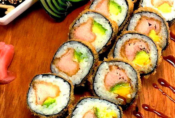 10, 20 o 40 Bocados de Sushi + Bebida con Opción a Domicilio