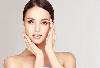 Plasma Facial para Rejuvenecer, Iluminar e Hidratar la Piel 