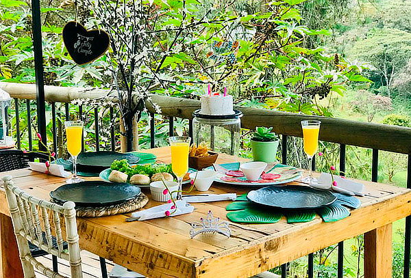 Rionegro: Cena o Almuerzo Campestre para 2 + Decoración 