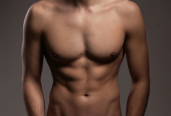 Reductor de Grasa Abdominal Masculino con Lipolisis Láser 
