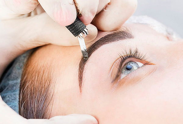 Microblading de Cejas Pelo a Pelo + Retoque 