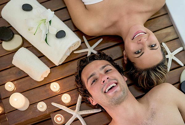 Día de Spa Tropical en Pareja + Ambientación Romántica 