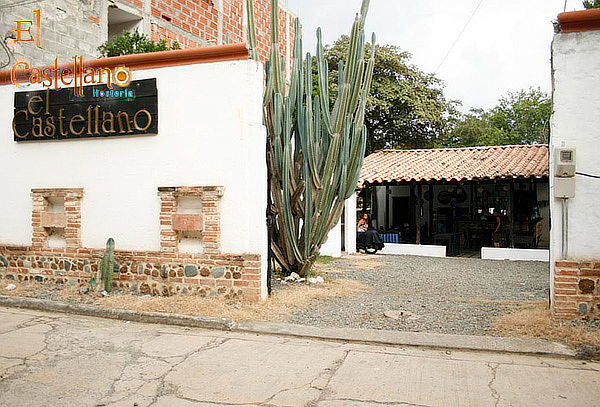 Día de Sol + Habitación + Almuerzo en Santa Fe de Antioquia 