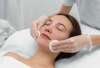 Limpieza Facial Profunda a Domicilio