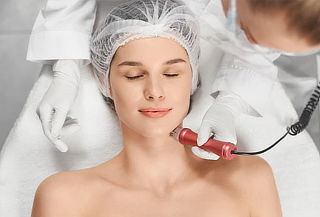 Limpieza Facial + Microdermoabrasión + Peeling Cosmético 