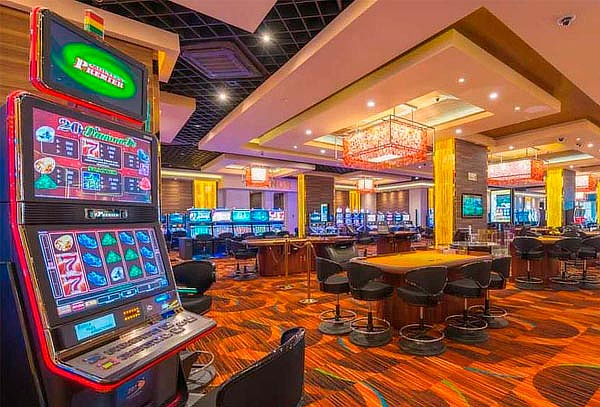 Noche de Casino Paga $24.990 y Juega $50.000  Mesas