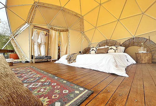 Glamping para 2 + Jacuzzi Climatizado + Desayuno y Más 