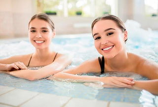 Spa Women'Secret  para 2 Amigas con Jacuzzi