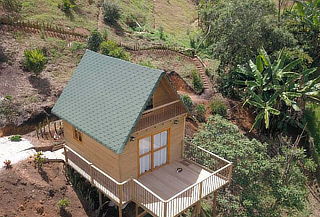 Escapada a Guarne: Glamping en Pareja con Vista a la Montaña