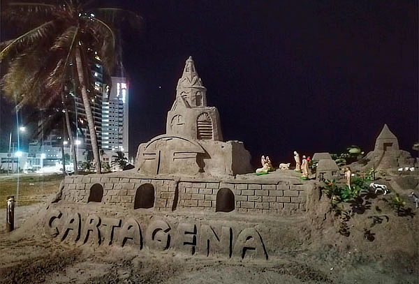 Bus Party Nocturno en la Ciudad Histórica de Cartagena 