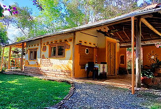 Santa Elena Cabaña para 2 + Desayuno. Opción Jacuzzi 