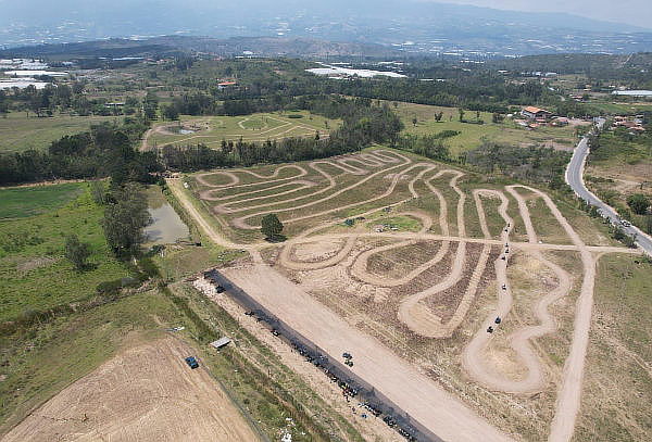 Recorrido en Cuatrimoto en Circuito 6 Km - VIlla de Leyva