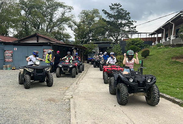 Tour en Cuatrimoto por Guarne para 2 Personas  