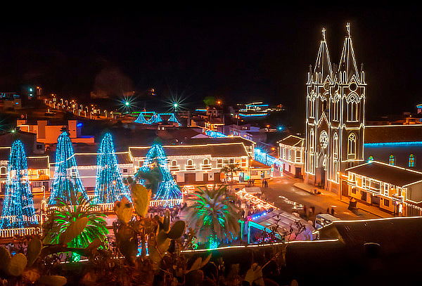 Alumbrados Navideños por Boyacá: Pueblitos + Puente