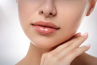 Hidratación Labios con Dermapen en Natural Bella Spa