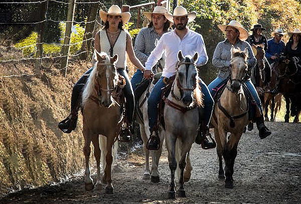 Cabalgata de 2 Horas en Guarne + Burroteca + Guía 