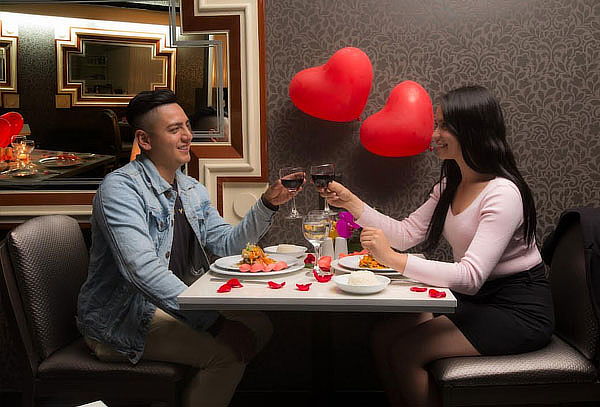 Cena Romántica para 2 Personas en Hotel Lancaster House 