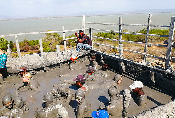 Cartagena, Tour al Volcán del Totumo y Mar Rosa