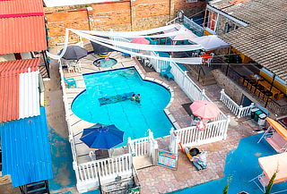 Plan Familiar 2 Días / 1 Noche para 8 Personas + Piscina