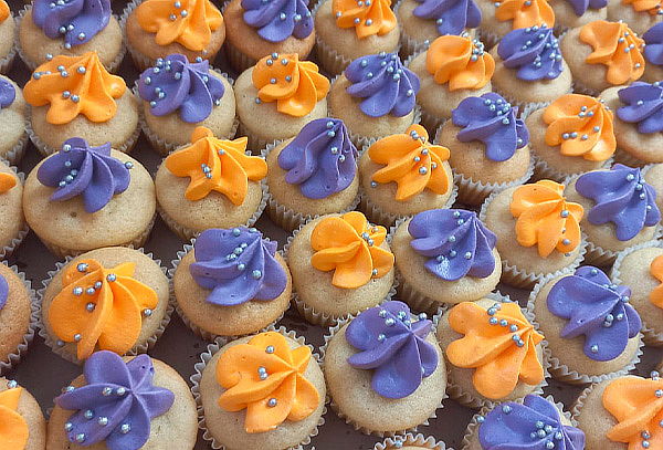 100 Mini Cupcakes  Decorados a Domicilio 