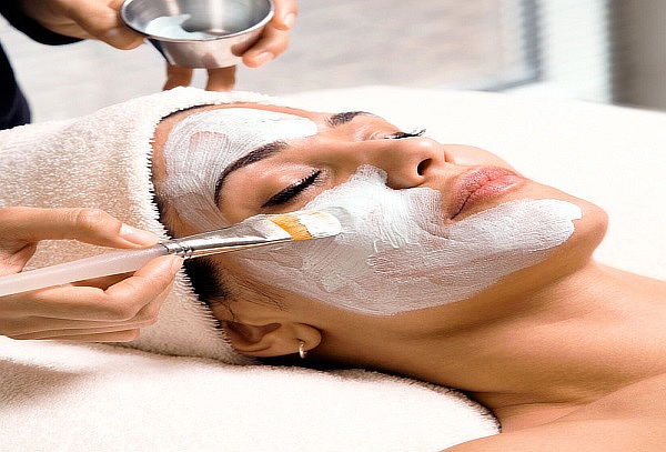 Desintoxicación iónica + Limpieza facial + Cámara fotónica