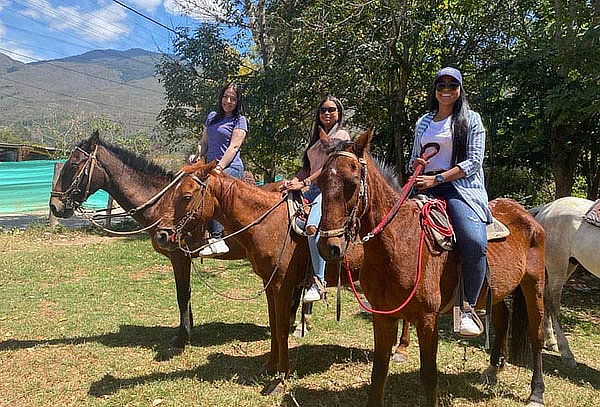 Actividad Extrema en Cuatrimotos + Visita Pozos Azules  