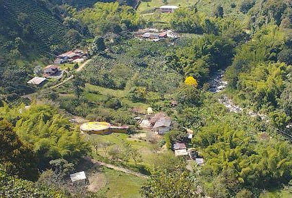 Pasadía en Betania: Transporte + Almuerzo + Actividades 