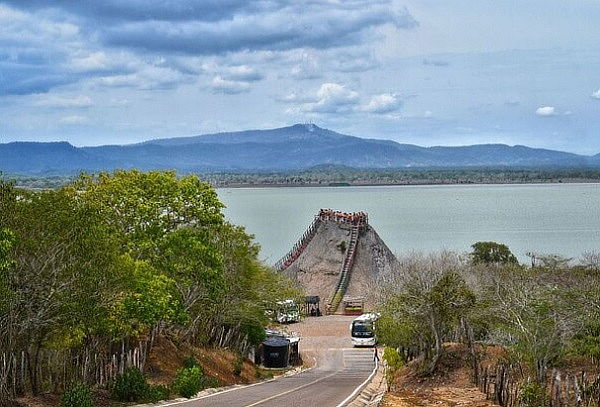 Tour volcán + Transporte + Club playa