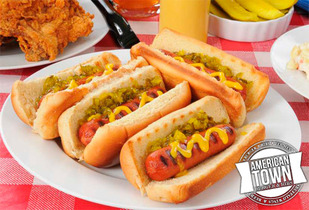 2 Hot Dogs con tocineta + 6 Alitas 50%