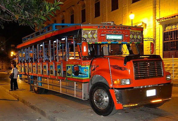 Rumba en Chiva en Santa Marta