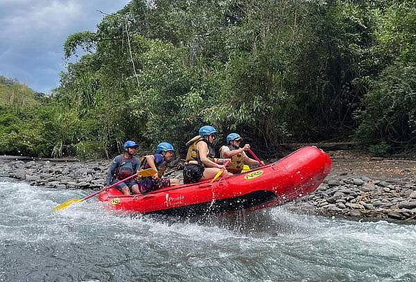 Pasadía para 4 Personas Rafting + Almuerzo + Piscina - Tobia