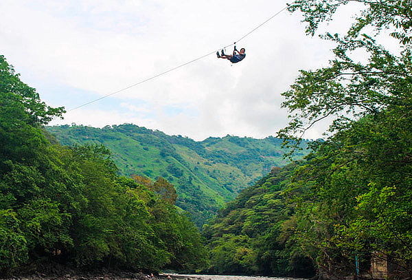 Canopy en Utica + Puente Indiana Jones + Piscina en Útica